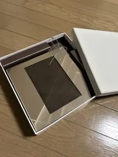 ウェッジウッドフォトフレーム シンプルデザイン