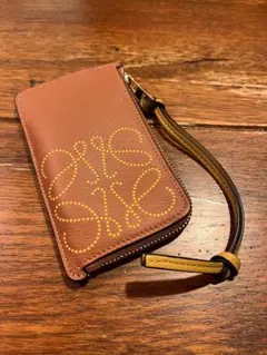 ロエベ アナグラム コインケース