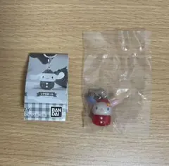 ガチャ　　サンリオ　いちごめじるしアクセサリー　ウサハナ
