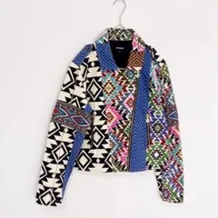 Item thumbnail for item b67dc0bc-e340-4b2d-8246-6408d572f13a