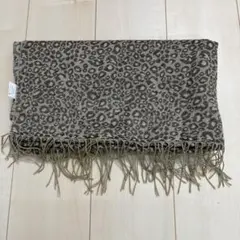 ヒョウ柄アクリルストール フリンジ付き大判