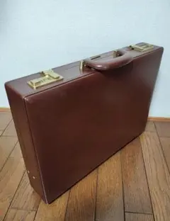 LIBERTY 本革アタッシュケース