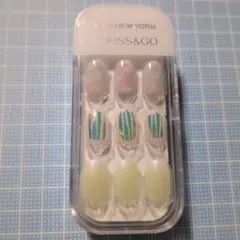 KISS NEW YORK Press&Go ネイルチップ ホワイト系のサムネイル