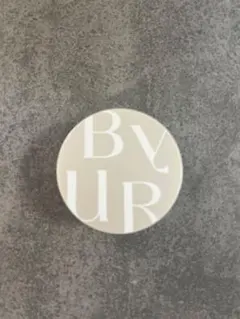 バイユア　セラムフィット　モイストフェイスパウダー　01 クリア