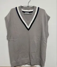 GU ニットベスト Mサイズ