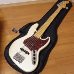 Fender Player II Modified JazzBass 5弦ベースのサムネイル