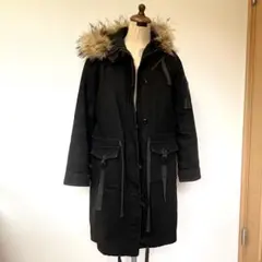 ブラックファー付きコート