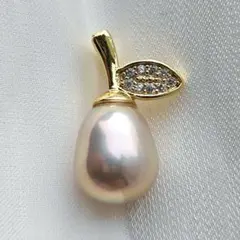 多彩な淡水真珠⭐️最強照り⭐️ナシテーマのペンダント『りんりん手作』