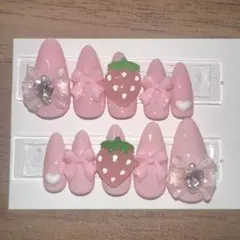 Item thumbnail for item a5289588-31b8-4fdf-bc48-e923f00cbf52