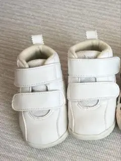 asicsのベビーシューズ