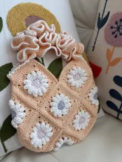 ハンドメイド グラニースクエア かぎ編み 苺モチーフ コットン バッグ