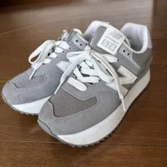 new balance574厚底スニーカー　グレー　25センチ