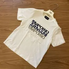 EMPORIO ARMANI ホワイト Tシャツ 8A 130
