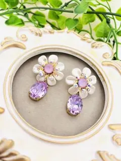 スワロフスキー 紫 お花 ピアス ハンドメイド