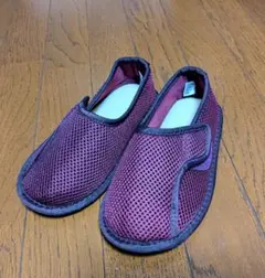 Item thumbnail for item 2b32105a-0364-4194-8ea3-bfd5e6931ccc