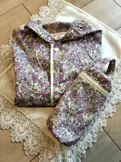 3度着用☆可愛らしいお花が咲き誇るフード付きレインコート☆100☆110