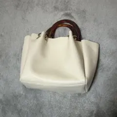 CECIL McBEE バック