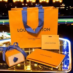 Item thumbnail for item 00b38348-6197-401a-b04b-69d431eff986