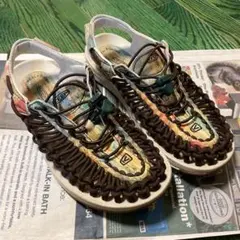美品/希少】KEEN UNEEK ユニーク レインボー 25cm タイダイ柄 - メルカリ