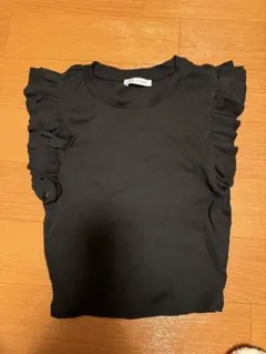 ZARA ブラック フリルノースリーブTシャツ
