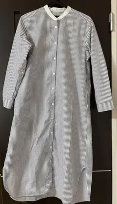 無印良品　スタンドカラー長袖ワンピース　ダークネイビーストライプ