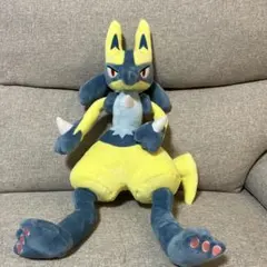 ポケモンめちゃもふぐっとぬいぐるみ 黄色いルカリオ