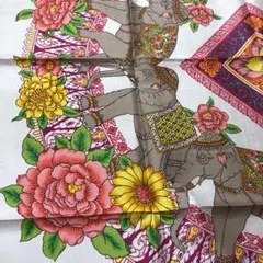 新品未使用＊絹100%スカーフ＊美品＊象 花 インテリア＊タイシルク→お値下げ