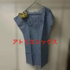 ATELIER SIX 半袖カットソー 刺繍デザイン ブルー サイズ38のサムネイル