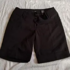 H&M ブラックショートパンツ EUR 36