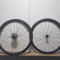 【カーボン製 完組ホイール】 軽量950g！クラック有チューブラータイヤ付 カーボン製 完組ホイール】 軽量950g！クラック有チューブラー