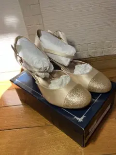 《未使用》　dorry doll ハイヒール　Ｌ　24.5 ベージュ