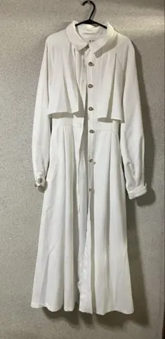 【訳あり】axes femme バックレースアップトレンチコート　ホワイトのサムネイル