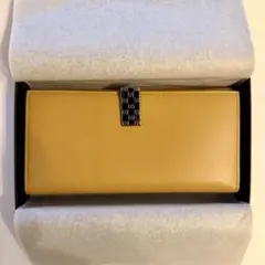 GUCCI ベージュ レザー 長財布 スリムデザイン