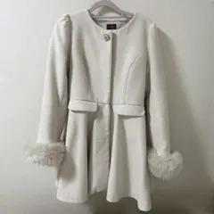 evelyn オリジナルビジューコート　白色　エブリン