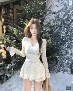 レース Vネック フレアスカート ホワイト　ミニワンピ　SHEIN ワンピース