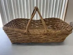 大きな持ち手付きカゴ　籐　バスケット