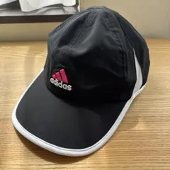 【美品】adidas アディゼロ ランニングキャップ 黒 ピンク レディース