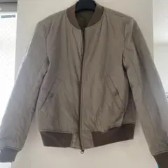 リバーシブル　ブルゾン