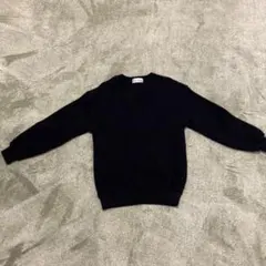美品黒 Vネック ニット