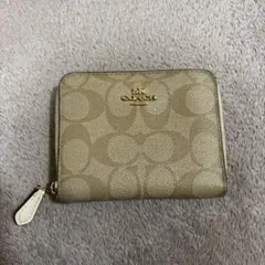 COACH 二つ折り財布 ベージュ
