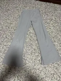 フレアパンツベージュ140