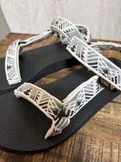 Teva テバ サンダル 25cm ウィメンズ ストラップ 総柄のサムネイル