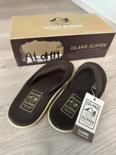 ISLAND SLIPPER PT203 PEANUT SUEDE - メルカリ
