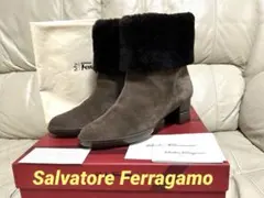 2025年最新】フェラガモ ムートンの人気アイテム - メルカリ