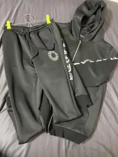 Belinda ジップアップパーカー ブラック Sサイズ 完売品！ Belinda ジップアップパーカー ブラック Sサイズ - メルカリ