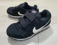 Nike MD Runner 2 ブラックスニーカー　17.5cm