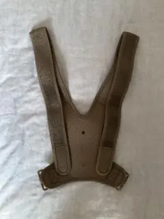【未使用】猫背矯正ベルト 姿勢サポーター 吸汗 通気性 伸縮性（M）