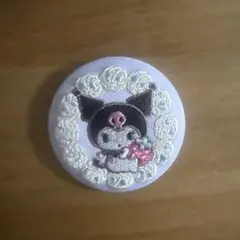 サンリオ 刺繍缶バッジ　クロミ ①