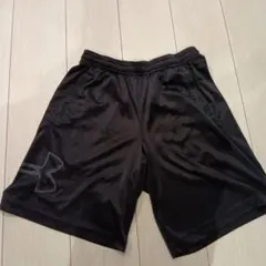 UNDER ARMOUR ショートパンツ ブラック Mサイズのサムネイル