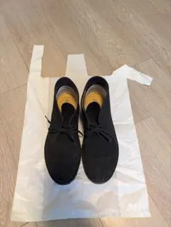 Clarks 黒 スエード チャッカブーツ
